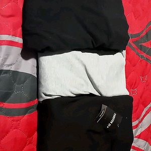 3 pair of leggings